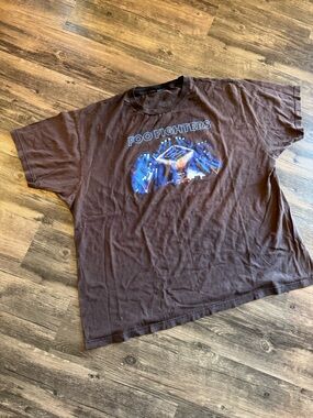 Foo Fighters 2018 Concert Brown Short Sleeve Shirt XXL Thrashed Rock Music